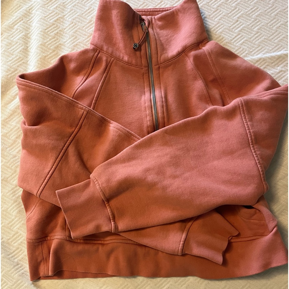 Coral funnel neck scuba